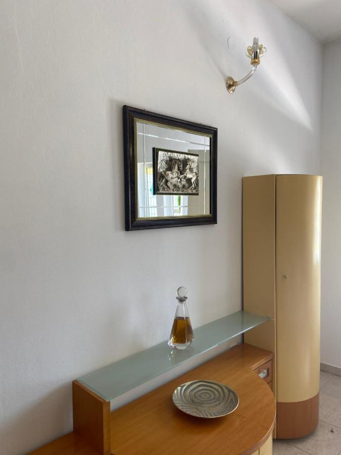 Mg Luxury Villa Kalithies