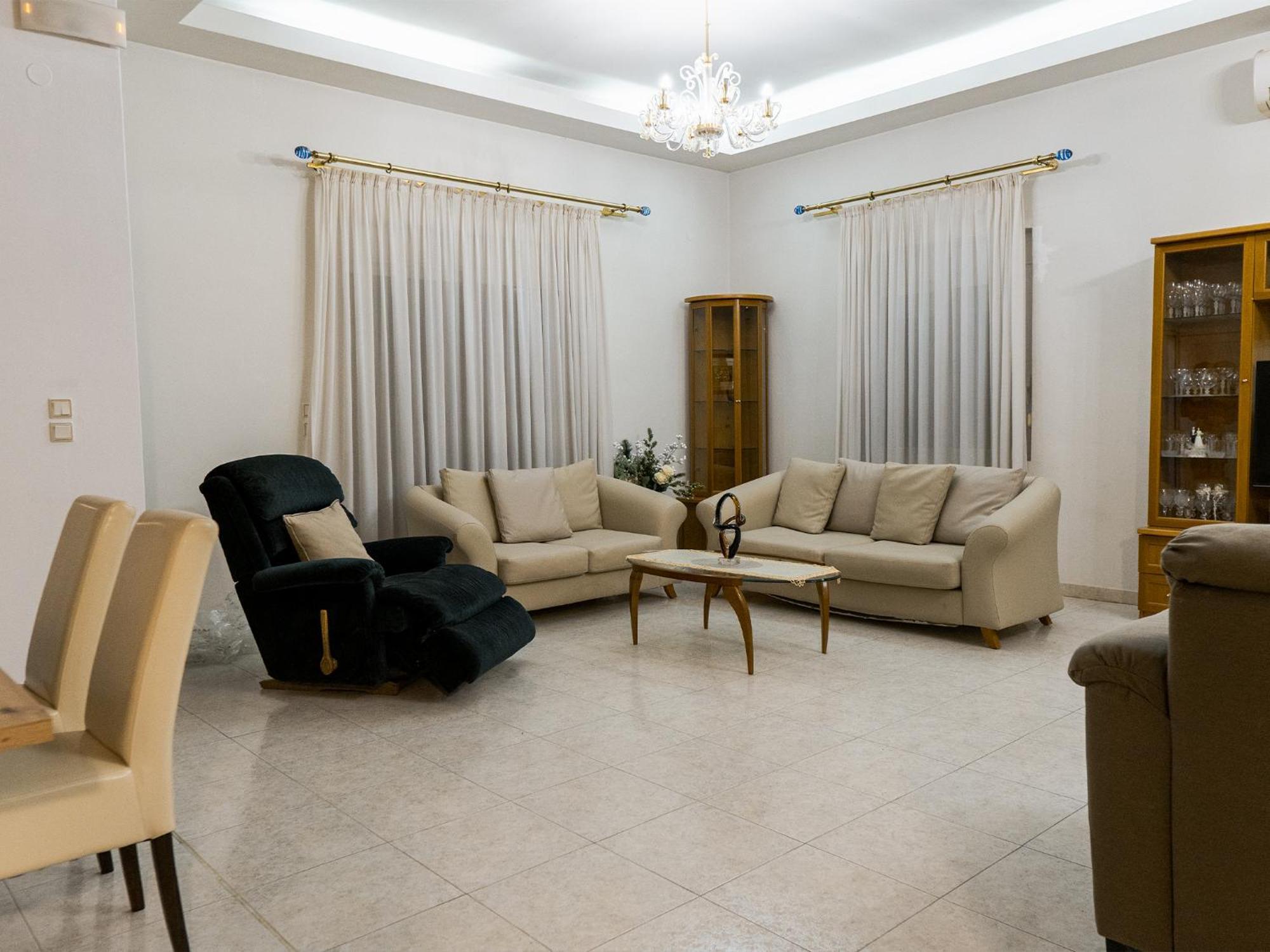 Villa Mg Luxury Kalithies